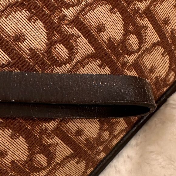 💯% Authentic Vintage Christian Dior Wristlet ✨ - Picture 5 of 9